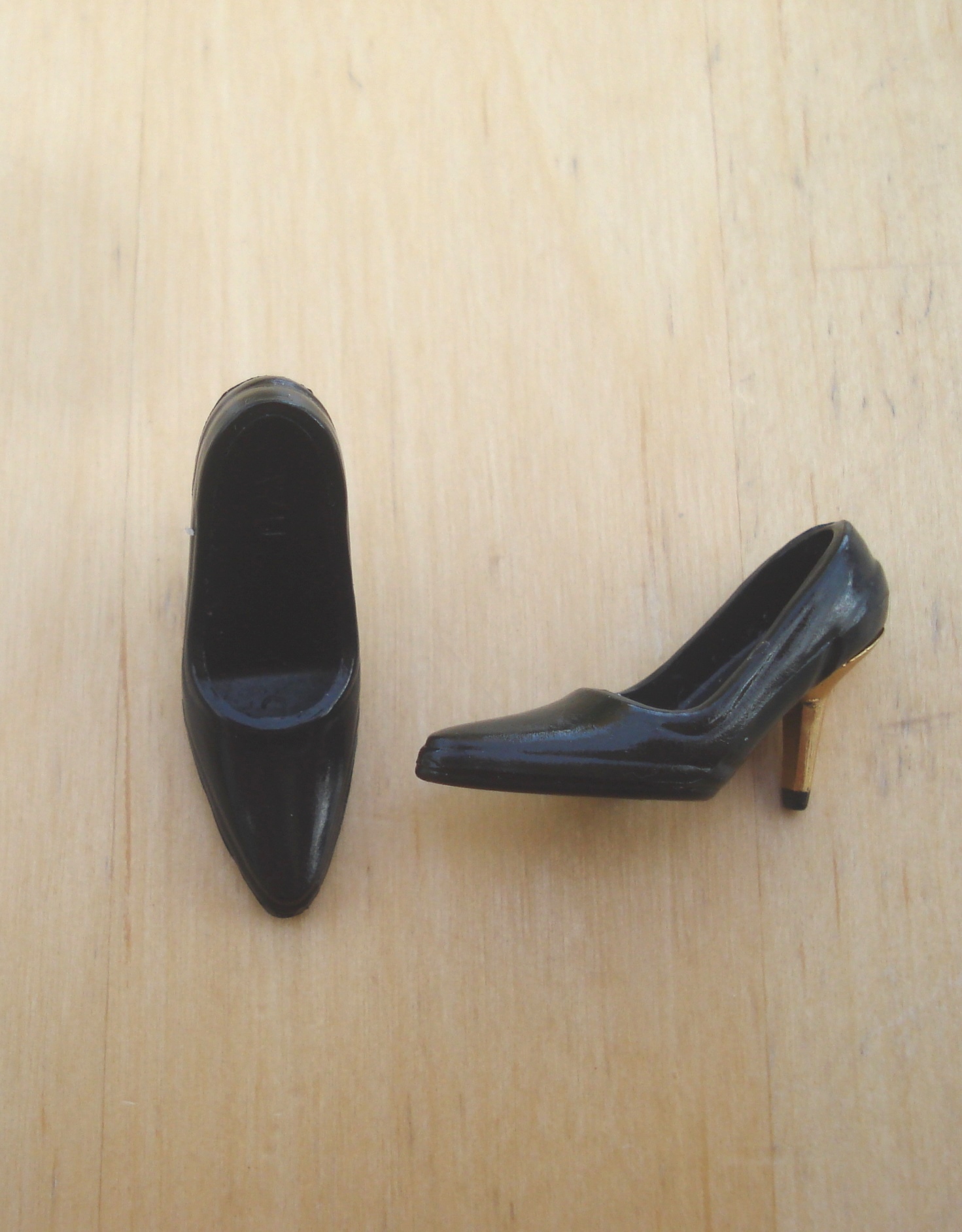 CHAUSSURES NOIRS  WU B 2 pour poupes Fashion Royalty 29 cm
